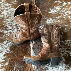 Ariat Brown Heeled Boots with Embroidered Design